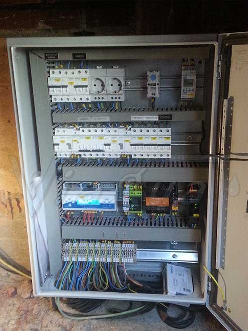 Cuadro eléctrico fuente