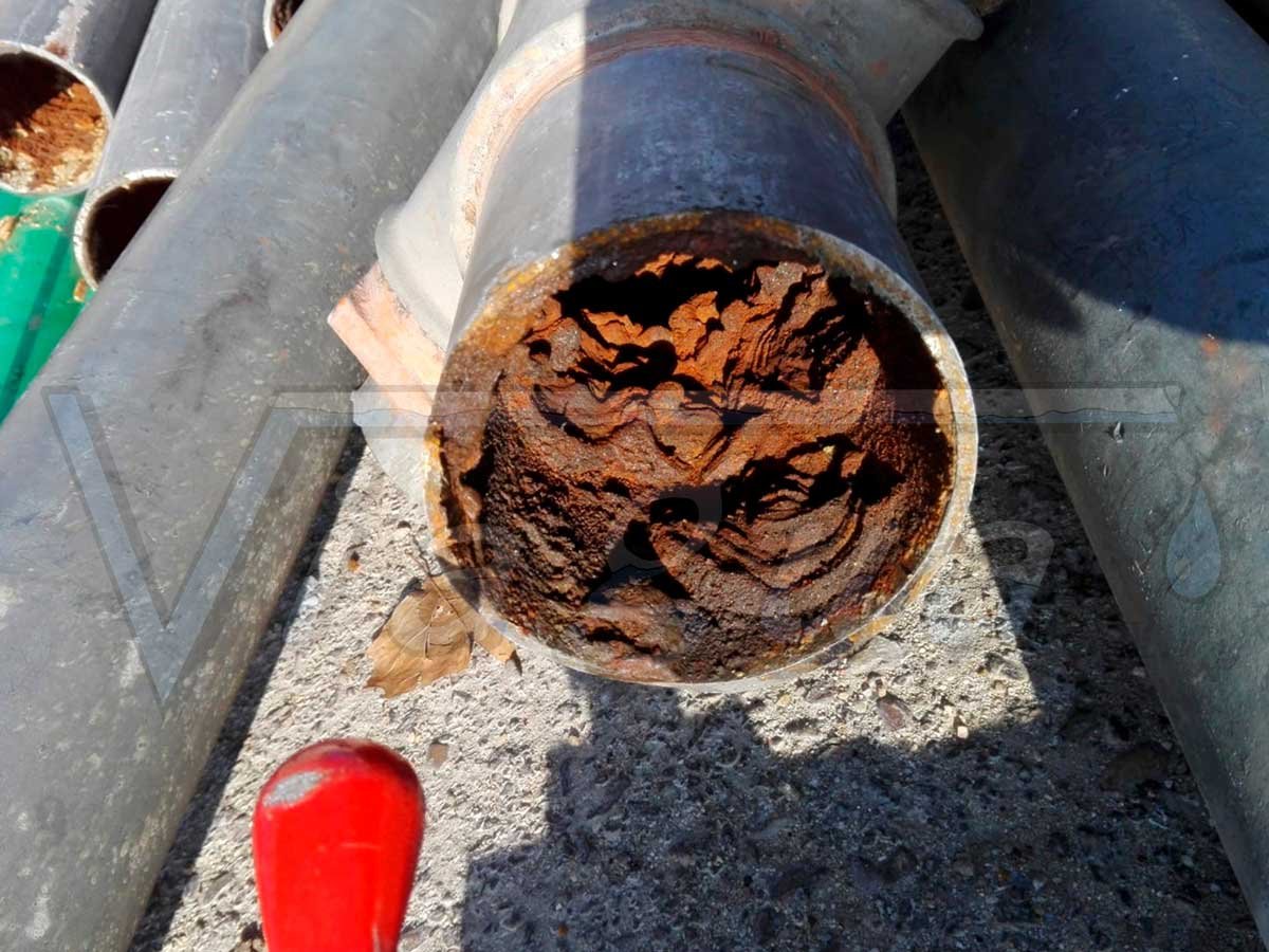 Tubería con óxido