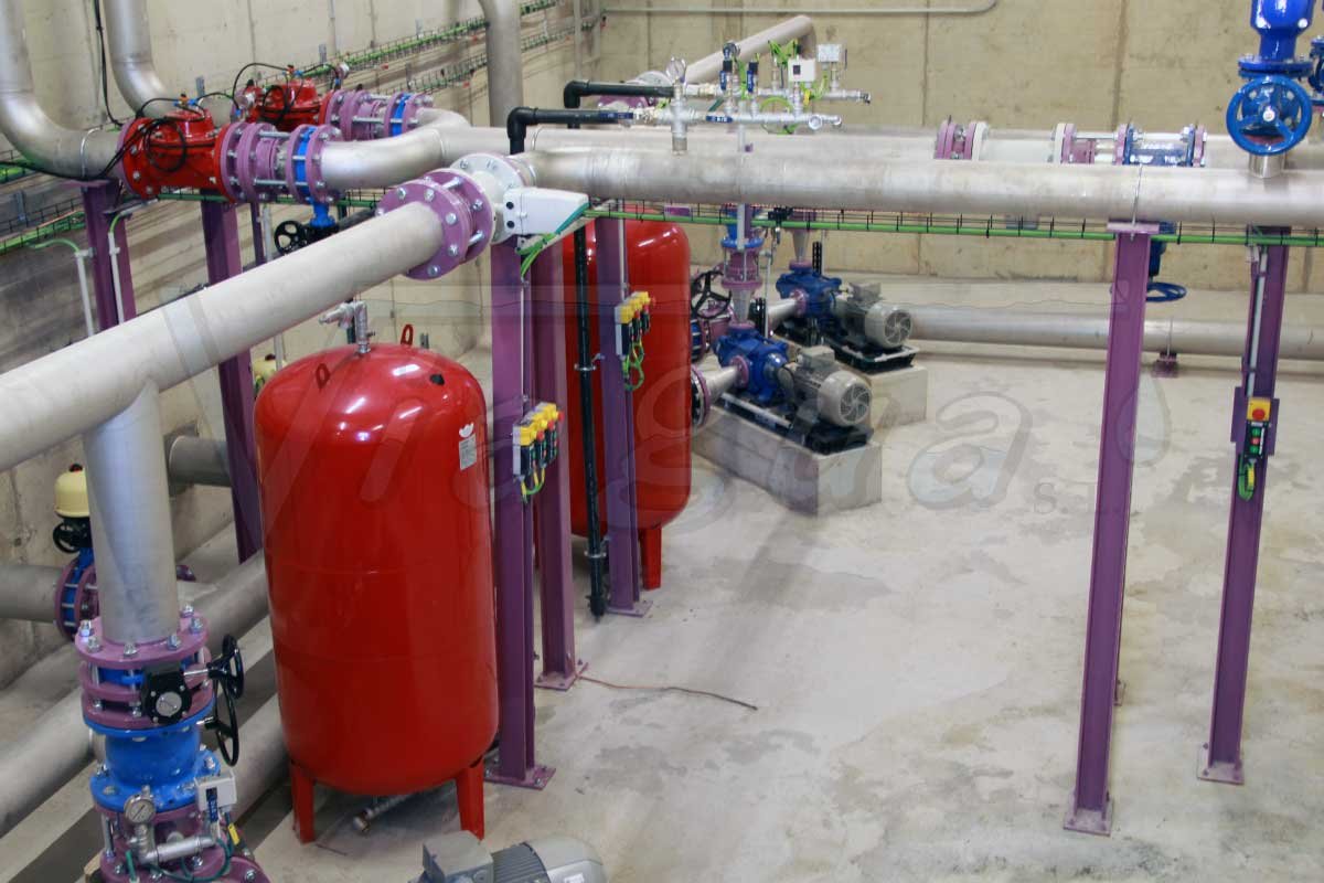 Grupo de presión para depósito de agua