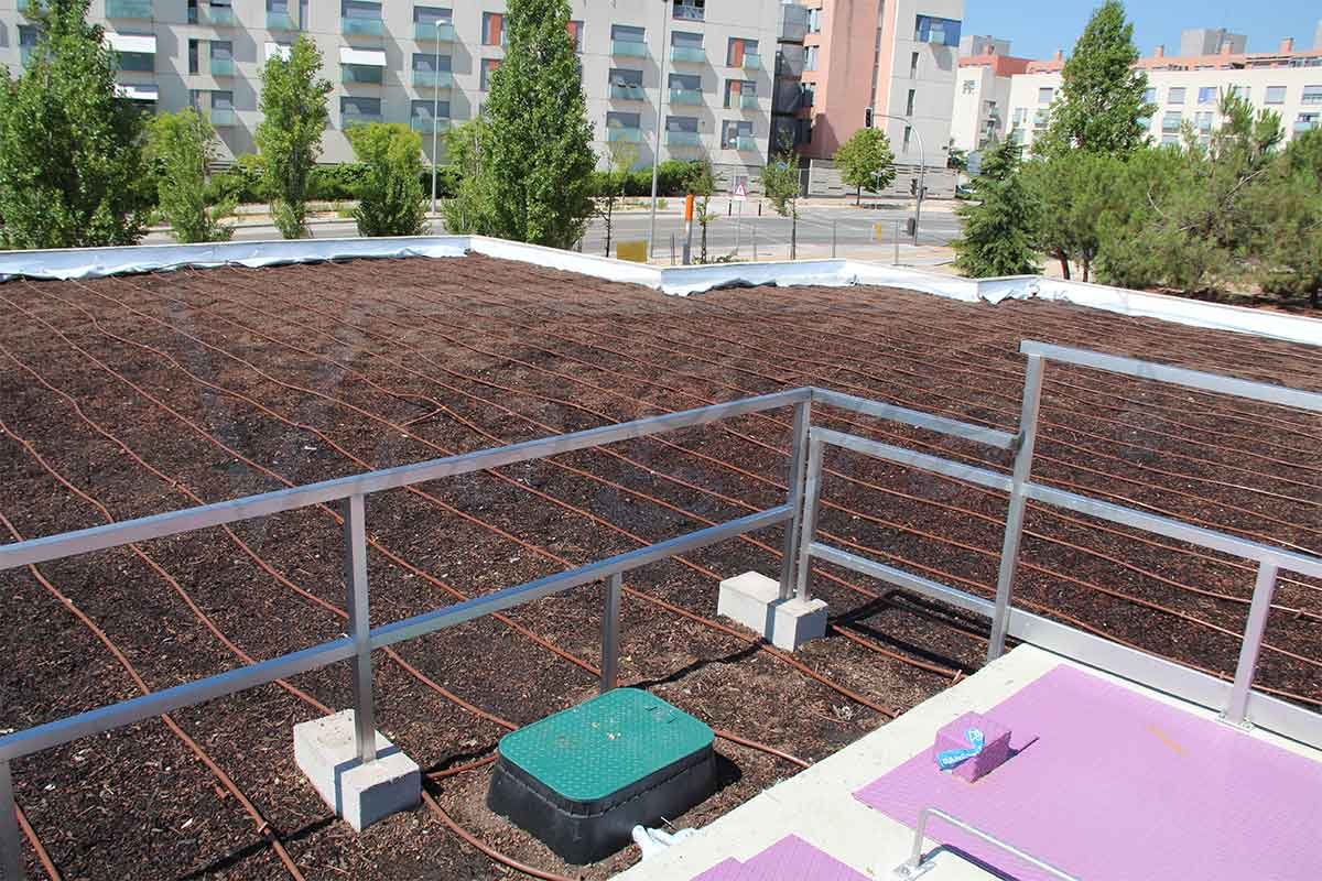 Grupo de presión para depósito de agua